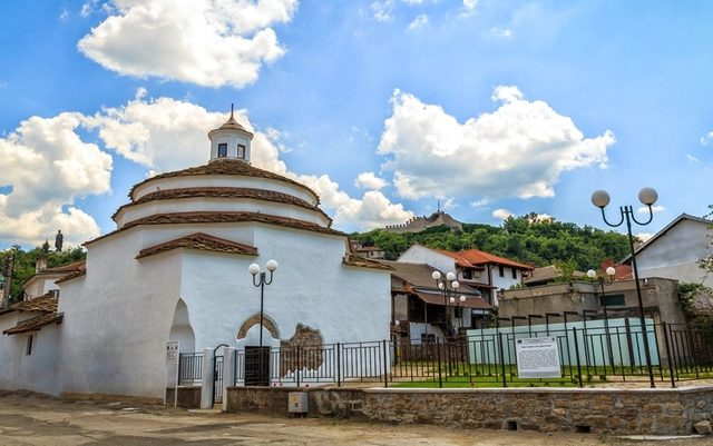 Стара градска баня Дели Хамам