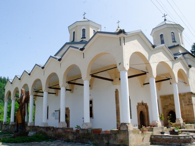 Манастирите в област Монтана – духовност, история и спокойствие