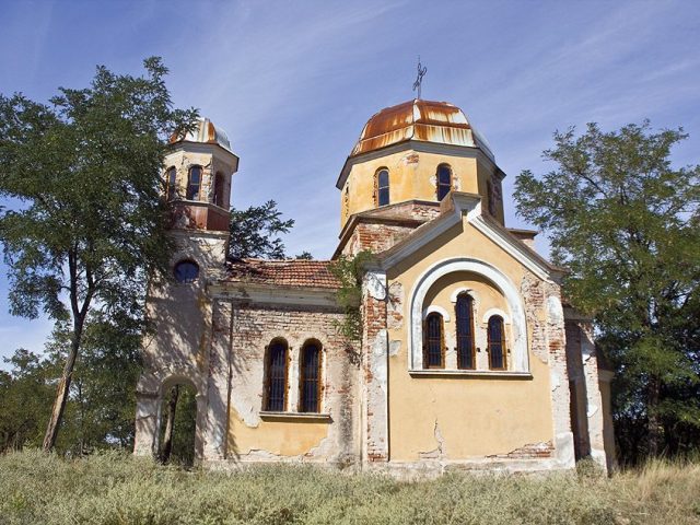 Брусарски манастир Св. Архангел Михаил