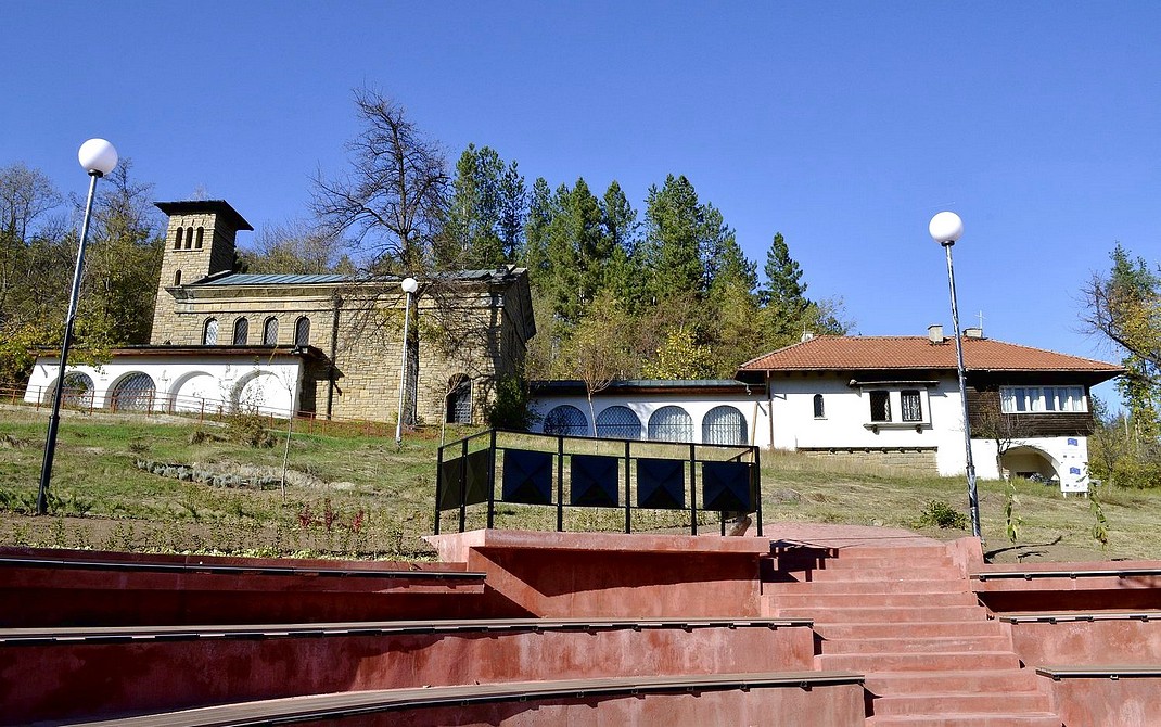 Тревненска иконописна школа